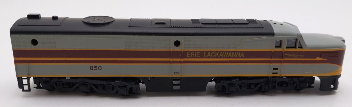 Athearn 3329 HO Erie Lackawanna PA-1 Dummy Diesel Locomotive #850 EX/Box