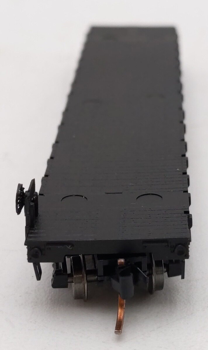 Micro-Trains 04400040 N Canadian Pacific 50' Straight Side Flatcar #300057 LN/Box