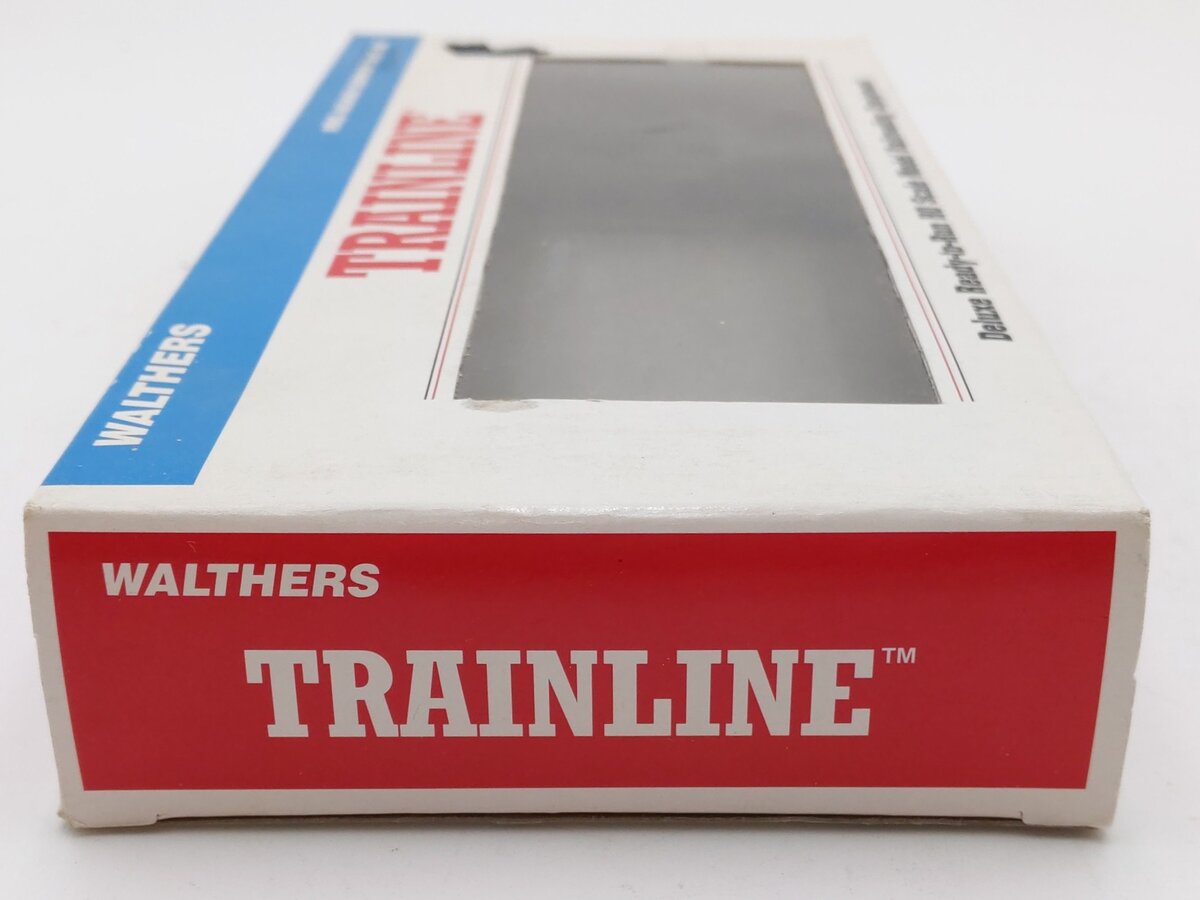 Walthers 931-100 HO Scale Undecorated EMD GP9M Diesel Locomotive EX/Box