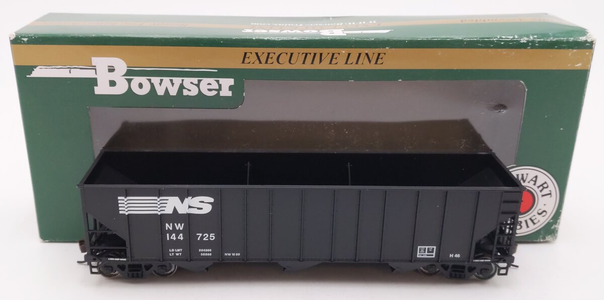 Bowser HO Scale Norfolk Southern H43 100 Ton Hopper #144725 LN/Box