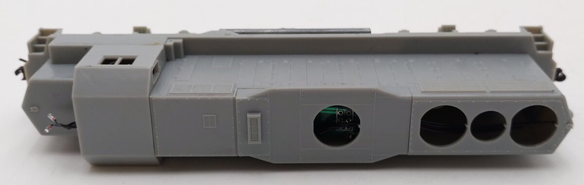 Athearn 91700 HO Scale Undecorated GP35 Diesel Locomotive EX/Box