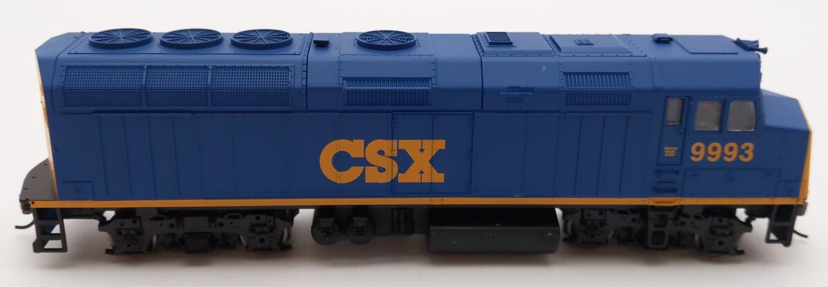 Walthers 931-334 HO Scale CSX EMD F40Ph Diesel Locomotive #9993 EX/Box