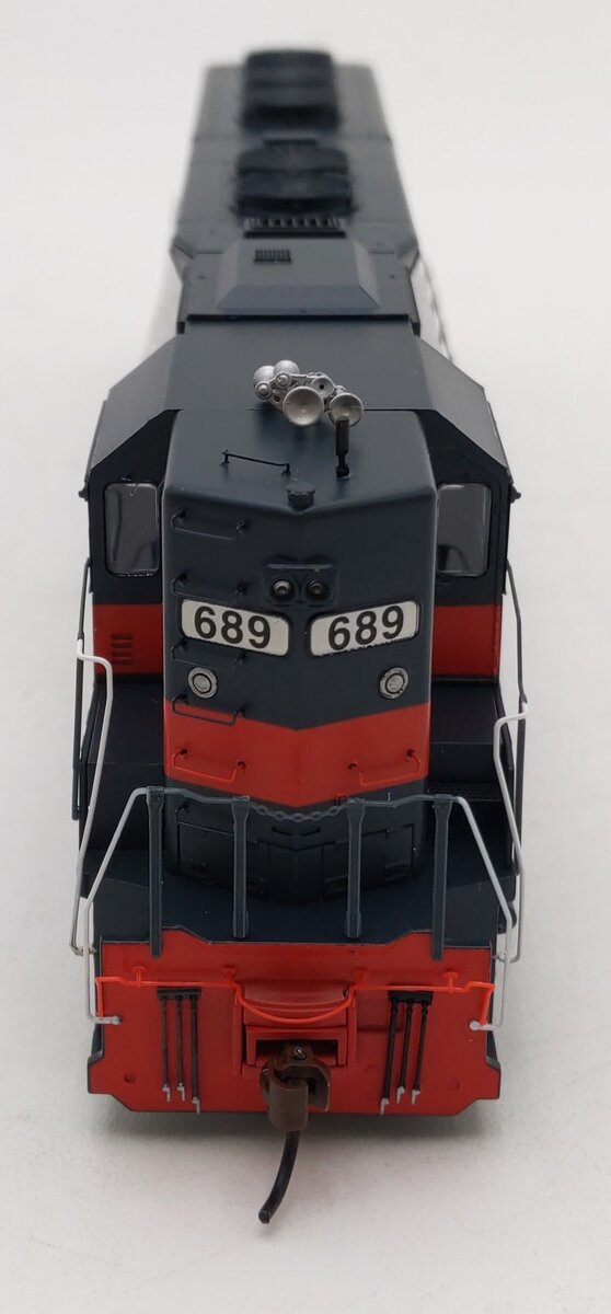 Athearn 98052 HO Scale Guilford Springfield Terminal SD45 Diesel Locomotive #689 LN/Box