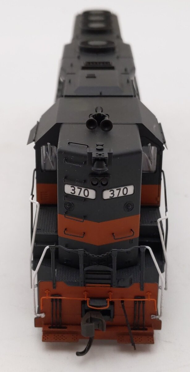 Atlas 8941 HO Scale Guilford Rail System GP-40 High-Nose Diesel Locomotive #370 EX/Box