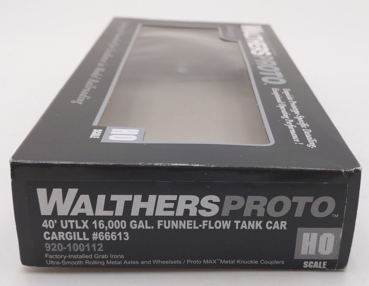Walthers 920-100112 HO Scale Cargill UTLX 40' 16K Gallon Tank Car #66613 EX/Box