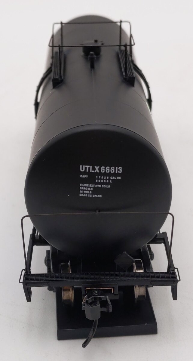 Walthers 920-100112 HO Scale Cargill UTLX 40' 16K Gallon Tank Car #66613 EX/Box