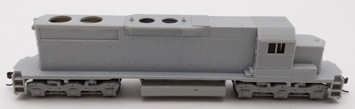 Athearn 93500 HO Scale Undecorated SD38 Diesel Locomotive EX/Box