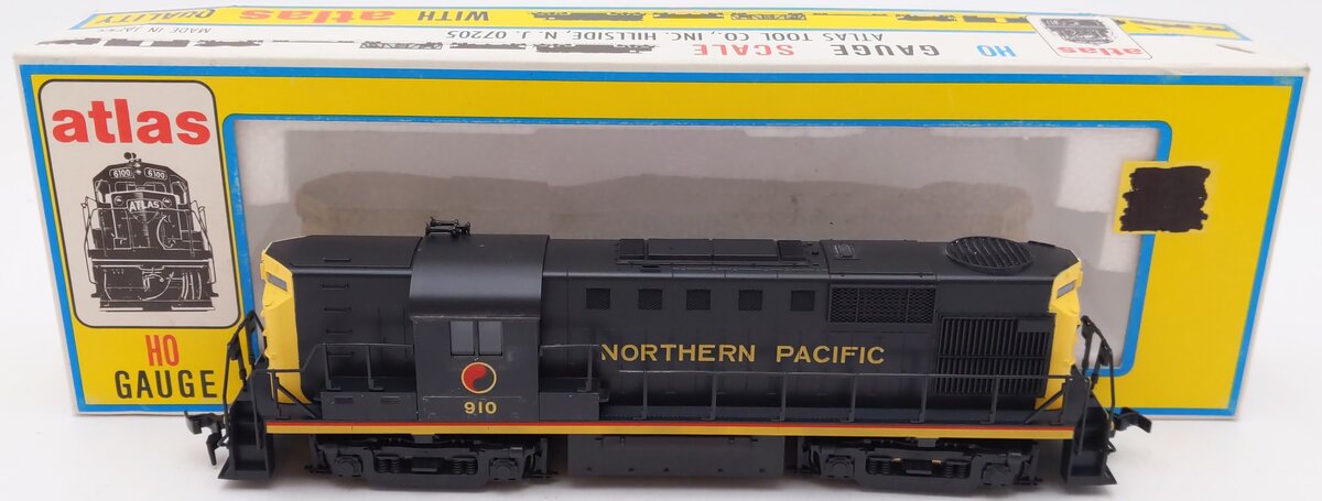 Atlas 7099 HO Scale Northern Pacific RS-11 Diesel Locomotive #910 EX/Box
