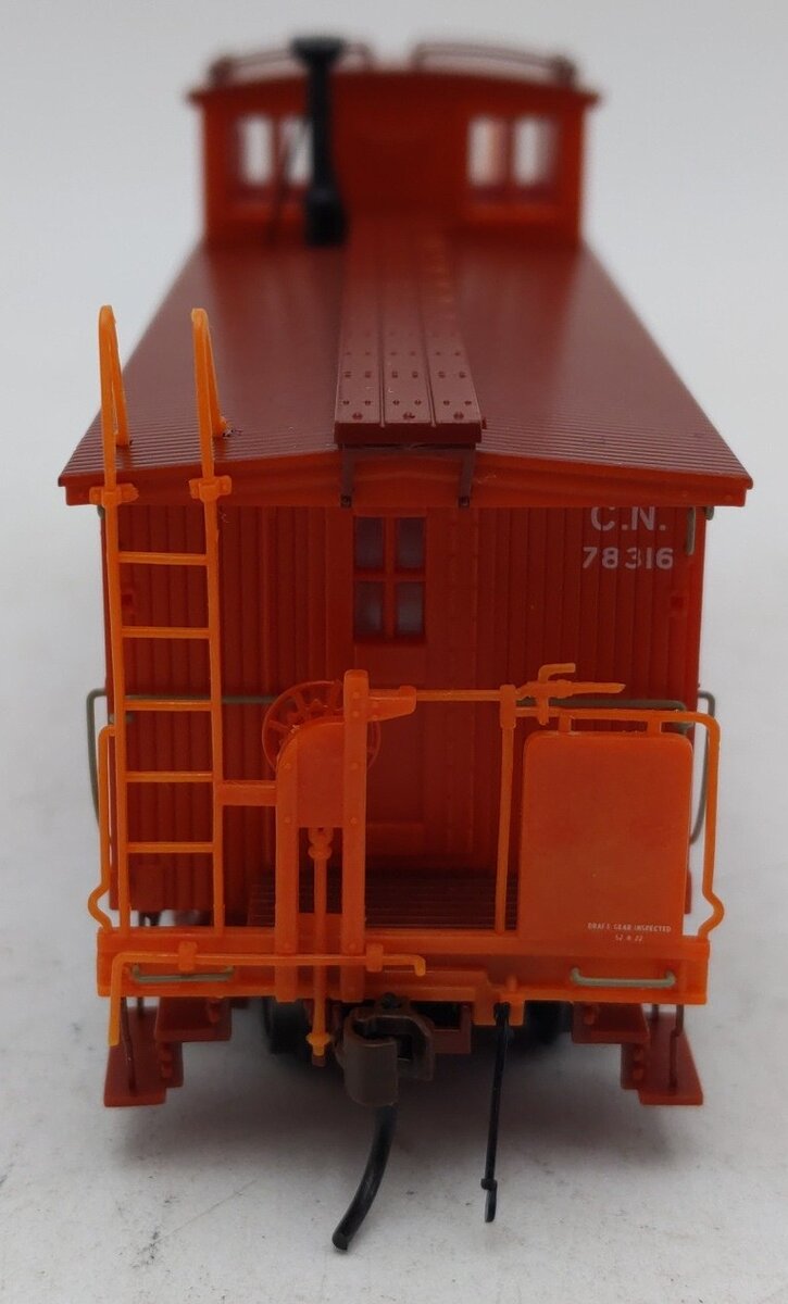 True Line Trains 301016 HO Scale Canadian National Caboose #78316 EX/Box