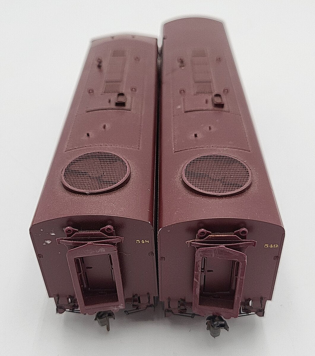 Life Like HO Scale Lehigh Valley Diesel Locomotives #548 #549 VG