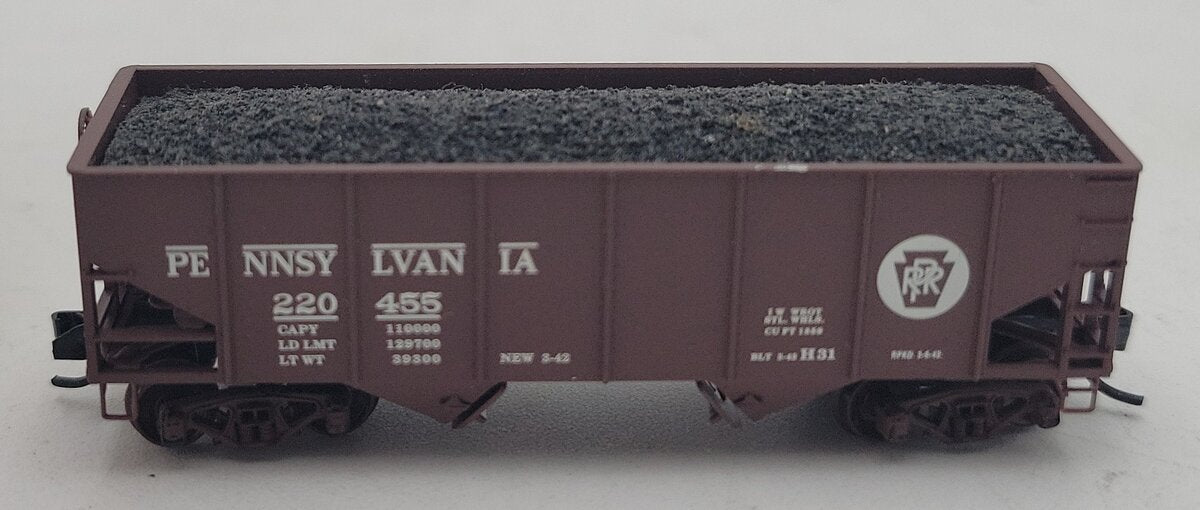 Micro-Trains 05600060 N Pennsylvania 33' Twin Bay Rib Side Hopper #220455 EX/Box