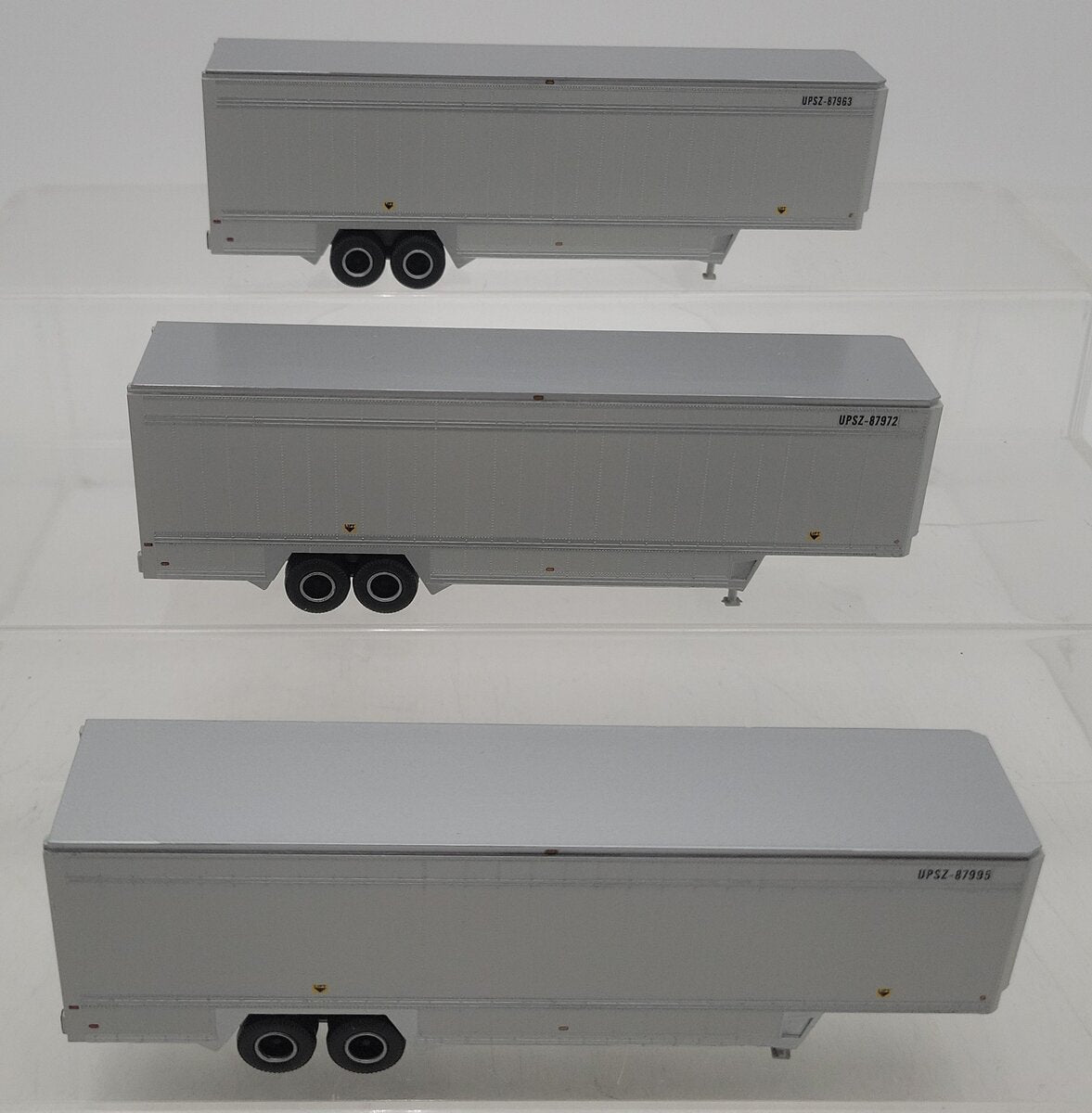 Athearn HO Scale UPSZ 40' Parcel Trailers: #87963, #87972, #87995 [3] EX