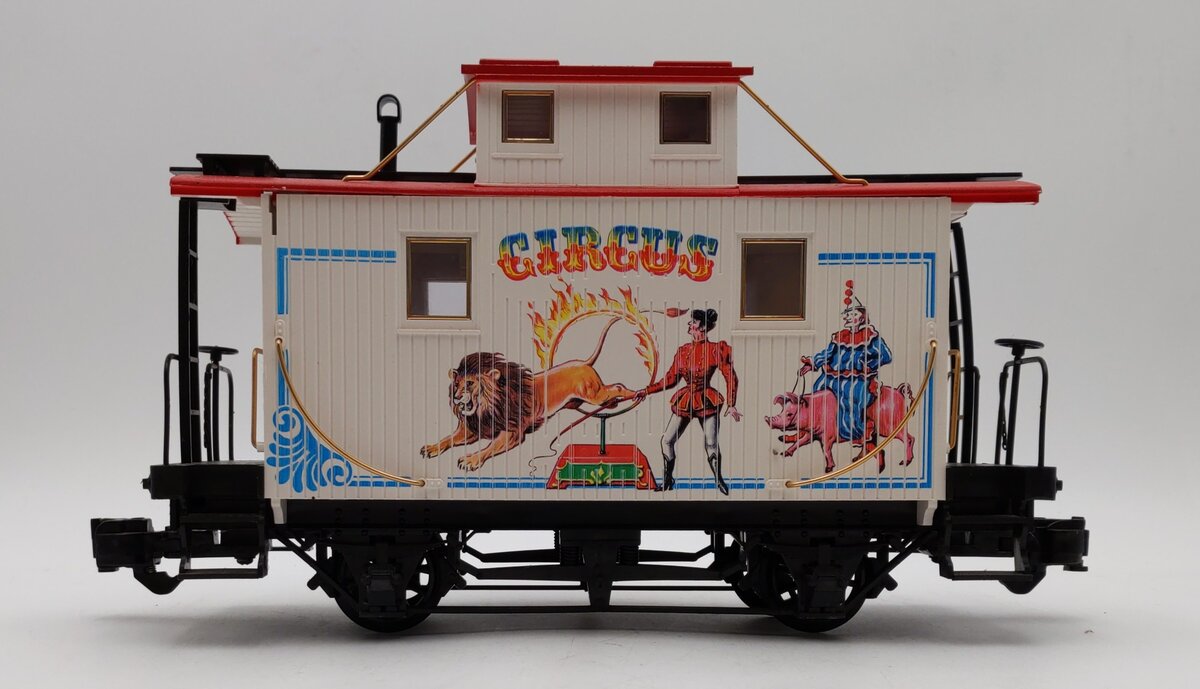 LGB 41653 G Scale Circus Caboose w/Plastic Wheels EX/Box