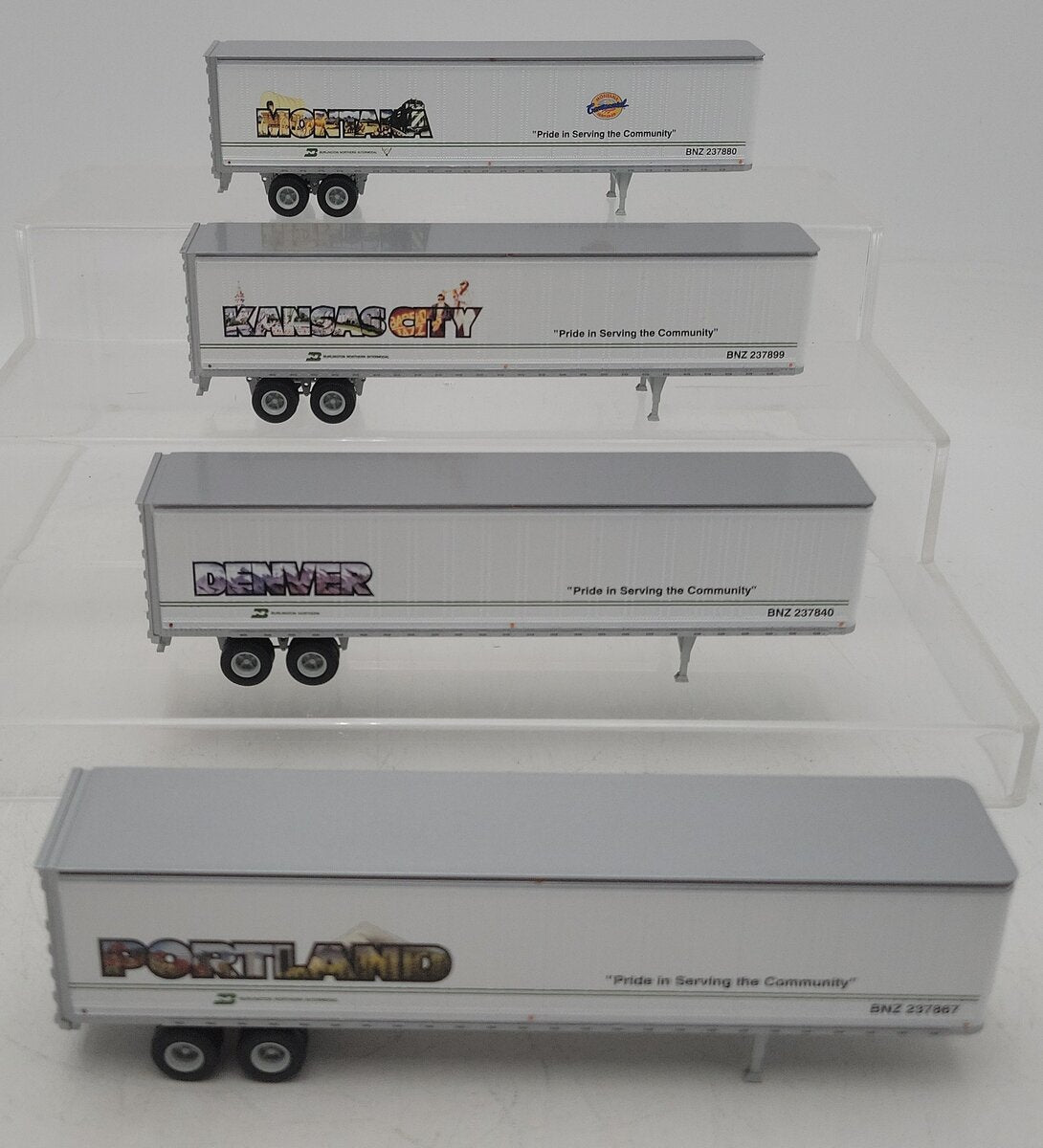 Athearn HO Scale Assorted Burlington Northern 45' Trailers [4] LN