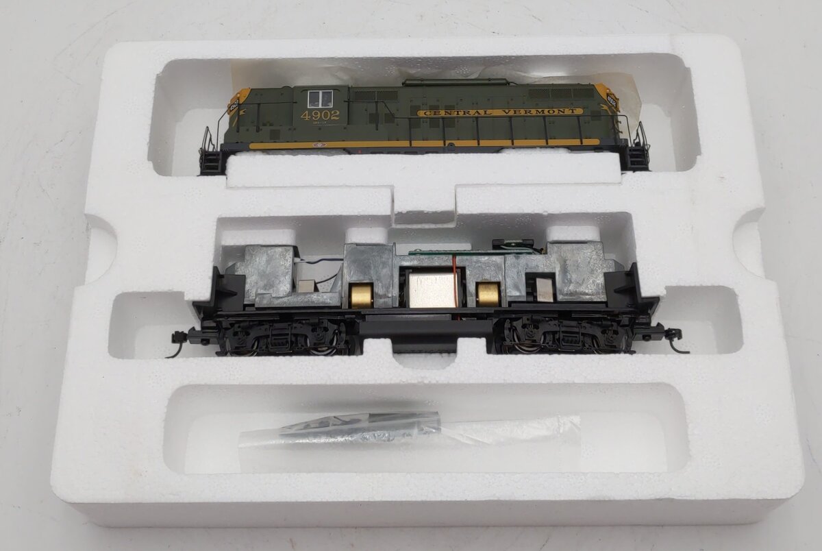 Proto 2000 97072 HO Scale Central Vermont GP9 Diesel Locomotive #4902 LN/Box
