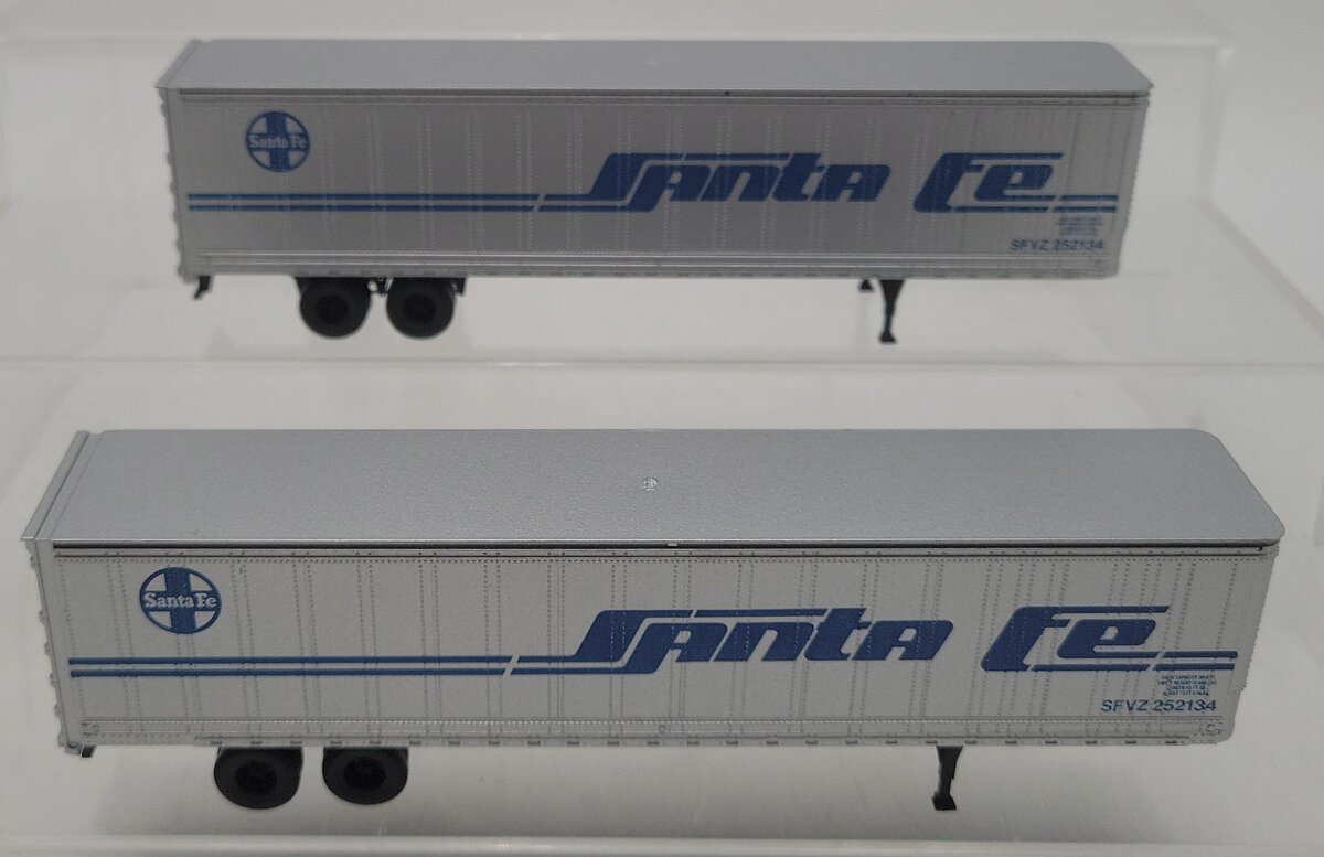Athearn 5606 HO Scale Santa Fe 45' Trailers (2) EX