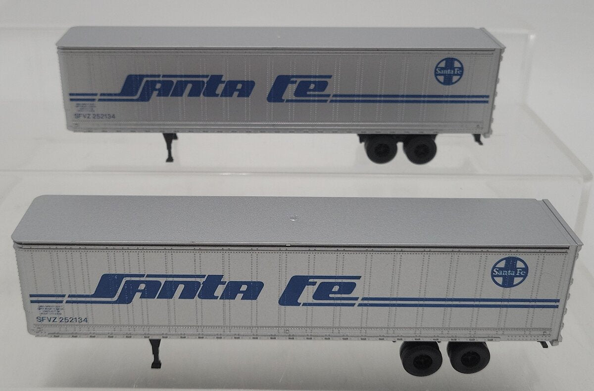 Athearn 5606 HO Scale Santa Fe 45' Trailers (2) EX