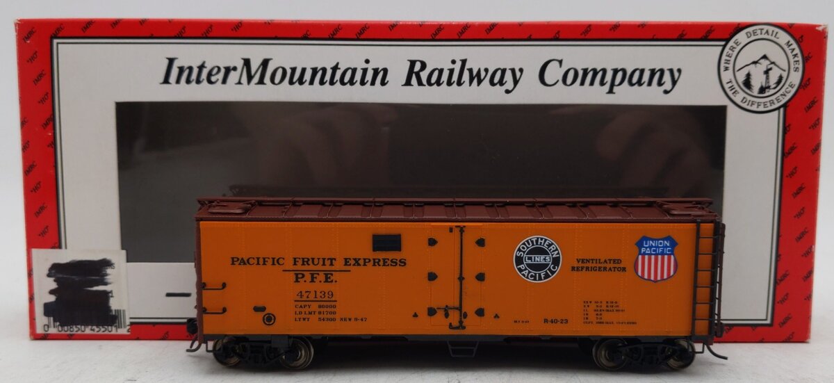 InterMountain 45501-84 HO Scale  PFE SteelSided Reefer #47139 EX/Box
