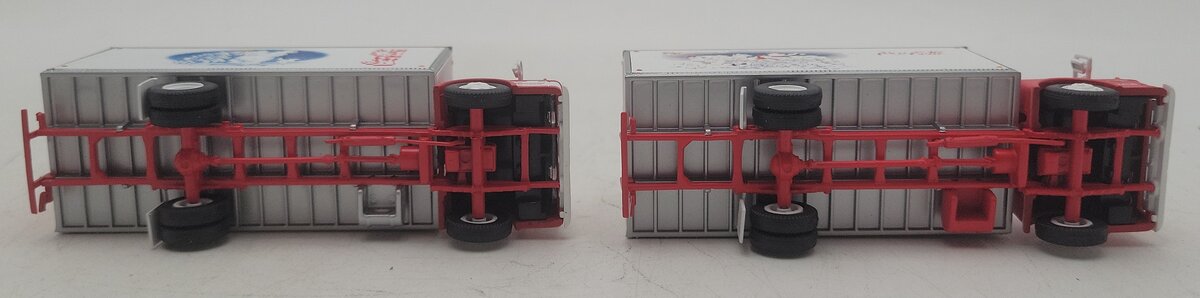Athearn HO Scale Limited Edition Coca-Cola Christmas Polar Bear Trucks [2] LN