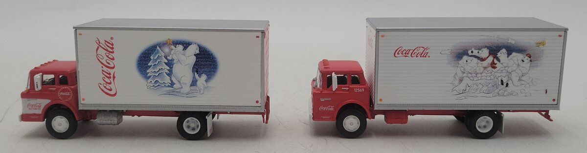 Athearn HO Scale Limited Edition Coca-Cola Christmas Polar Bear Trucks [2] LN