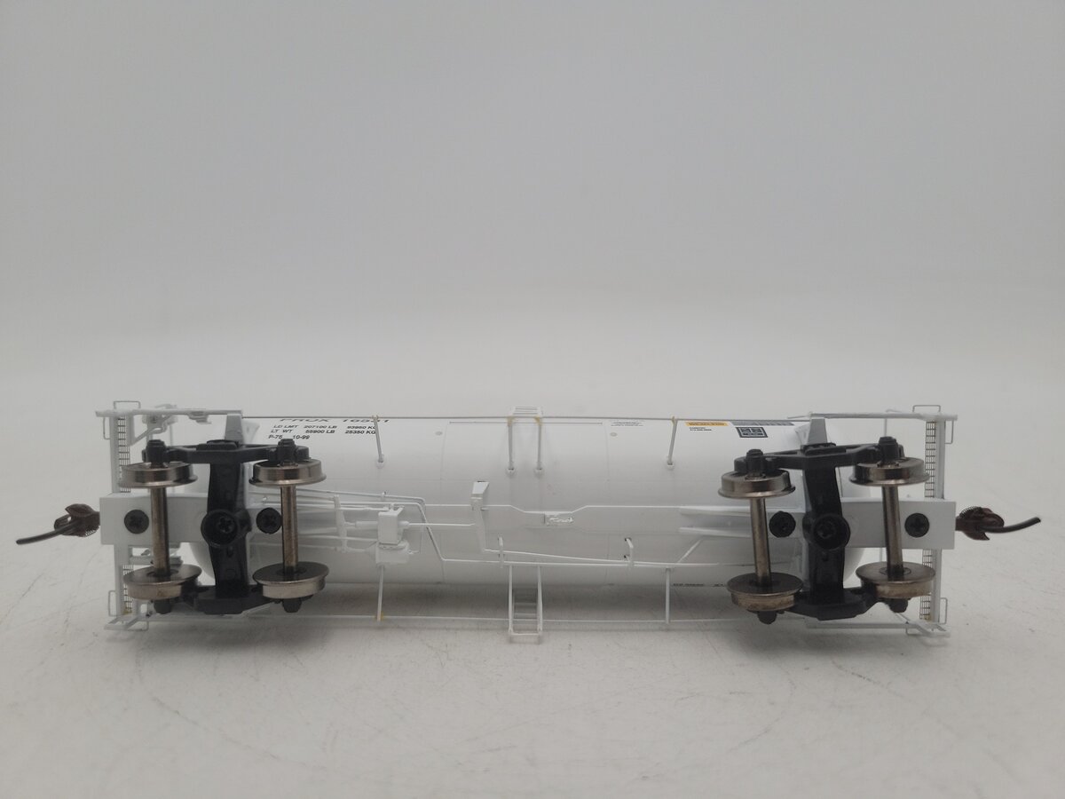 Athearn 96127 HO RTR 13,600-Gallon Acid Tank, Procor/White#16531 EX/Box