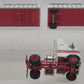 Athearn 91146 1:87 Canadian Freightways Freightliner w/2-28" Trailers EX