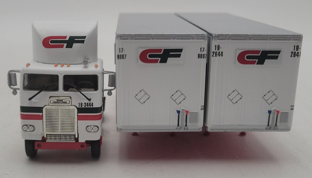 Athearn 91146 1:87 Canadian Freightways Freightliner w/2-28