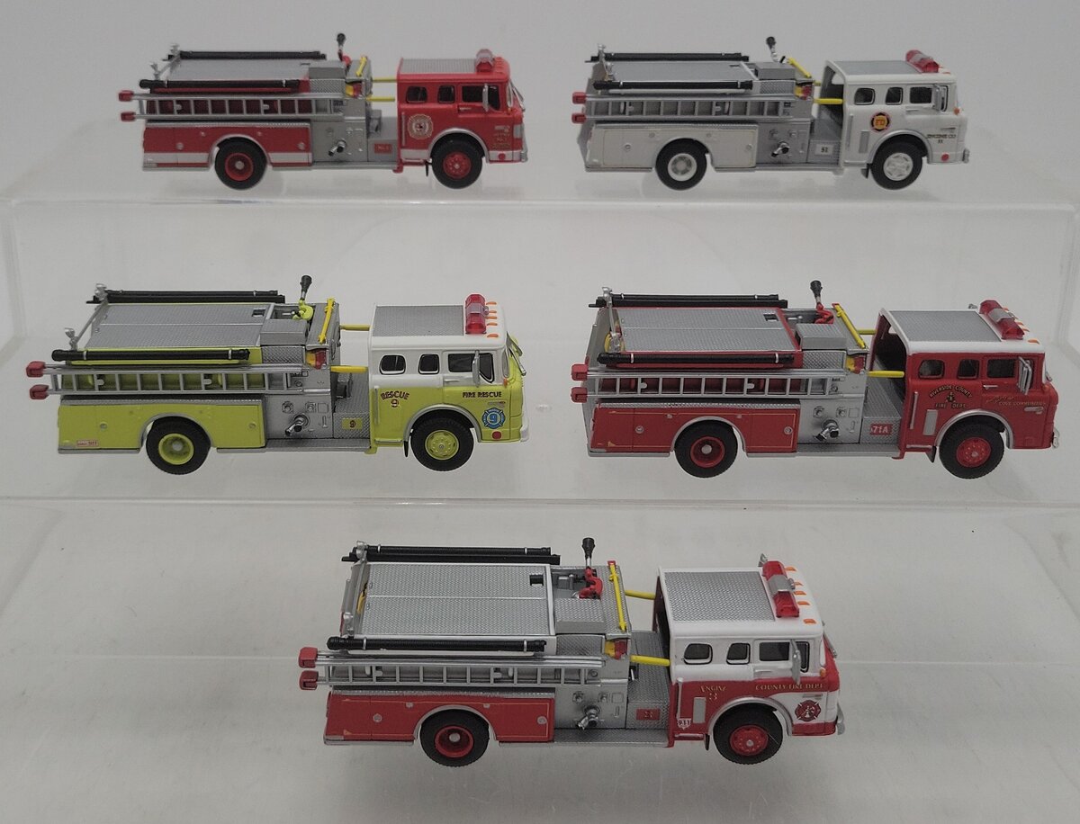 Athearn HO Scale Assorted Firetrucks [5] EX