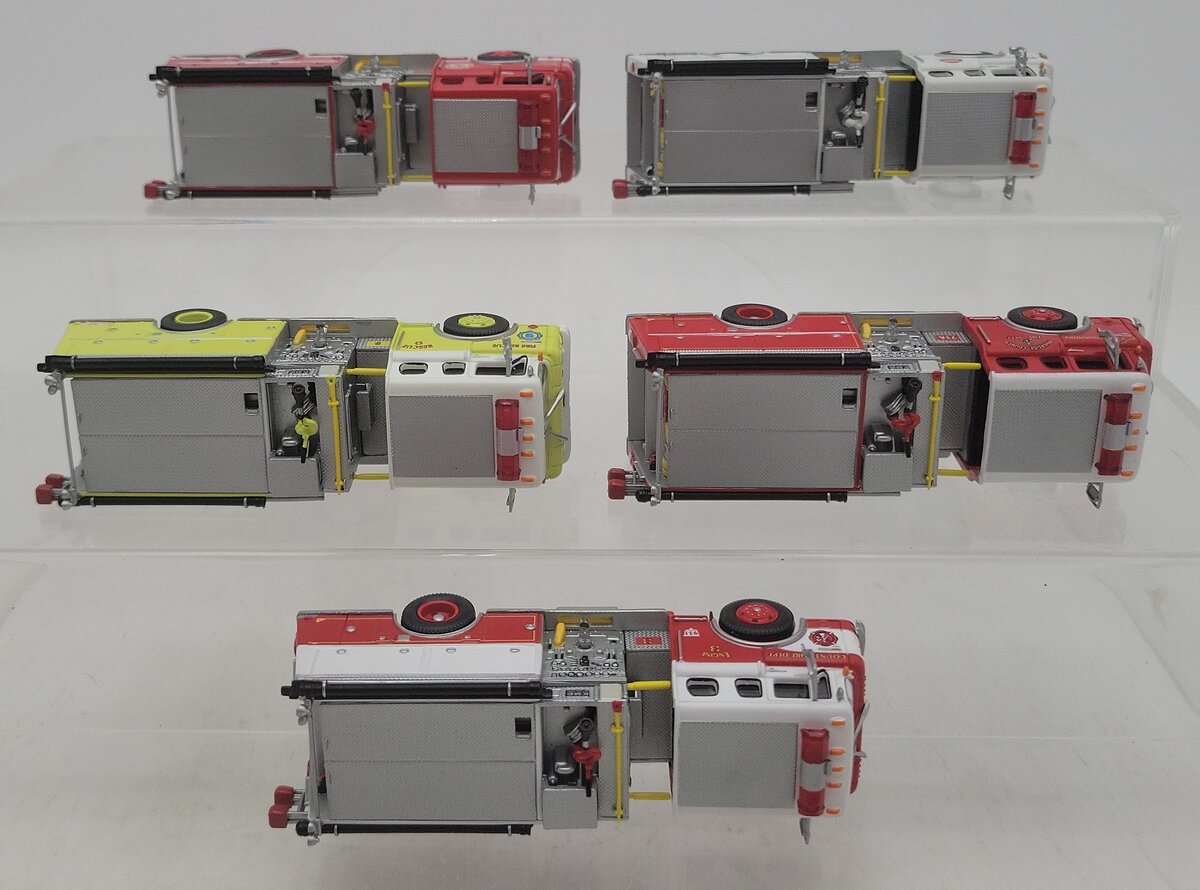 Athearn HO Scale Assorted Firetrucks [5] EX