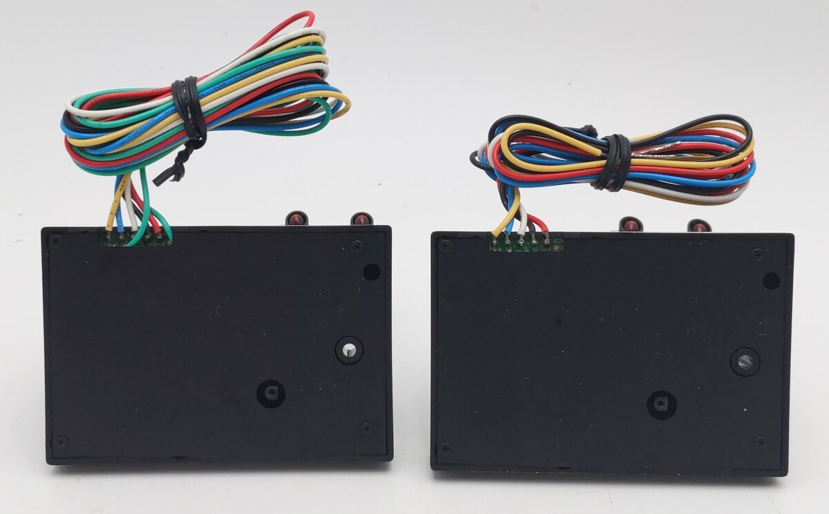 Z-Stuff DZ-1020 O Crossing Signal w/Block Signal Detector & Sound (Set of 2) LN/Box
