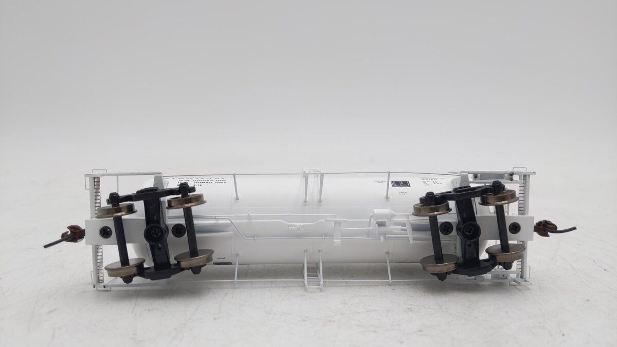 Athearn 96116 HO UTLX 40' UTC 13K Acid Tank Car #11431 EX/Box