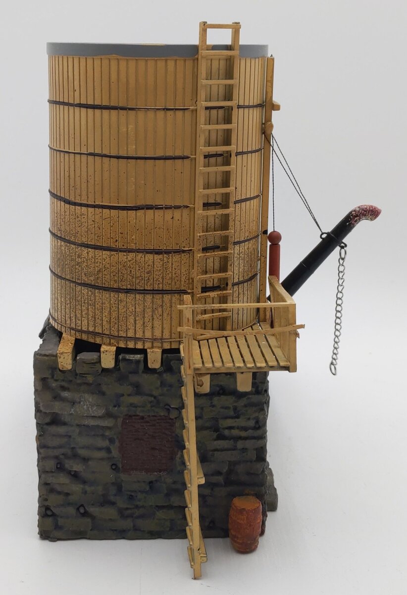 American Flyer 6-49876 S Scale Water Tower w/Shed Kit - Assembled EX/Box