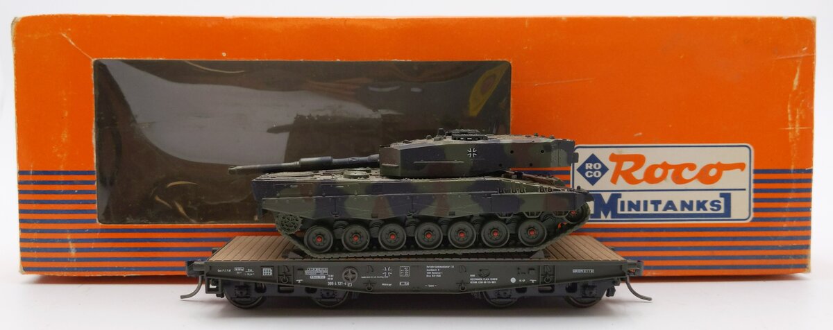 Roco 802 HO Scale Minitanks Flatcar w/ Panzer Leopard Tank #399421 EX/Box