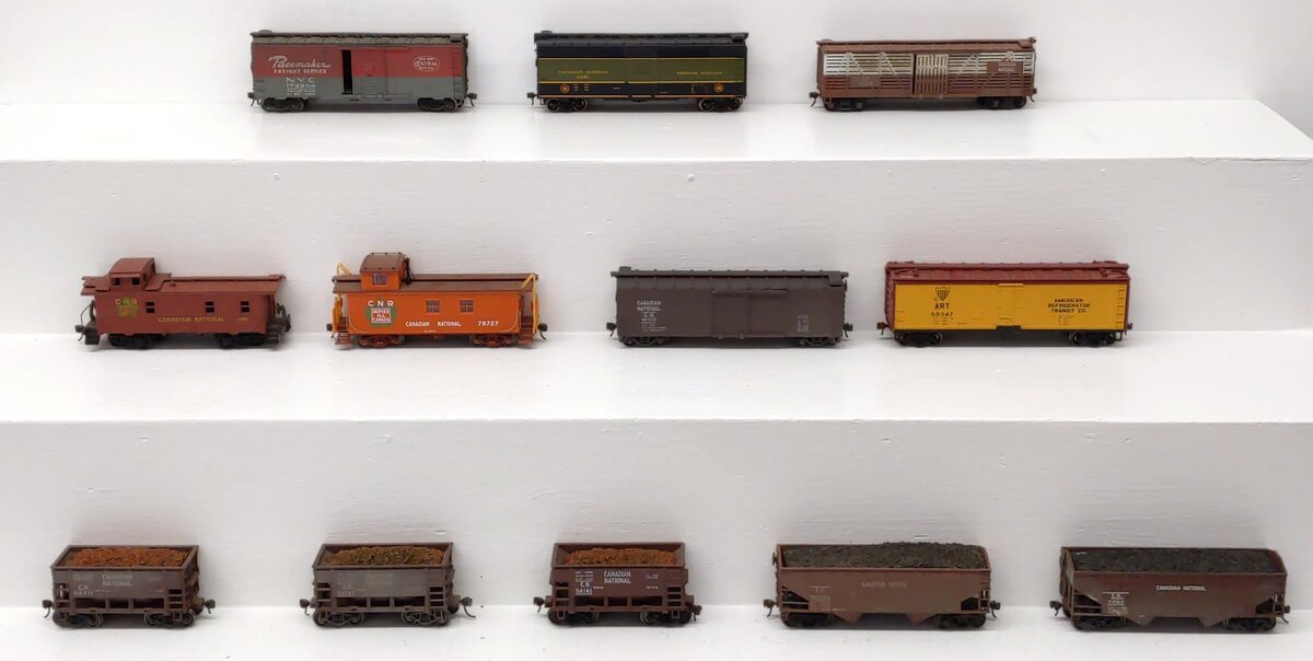 Assorted HO Scale Freight Cars [11] VG