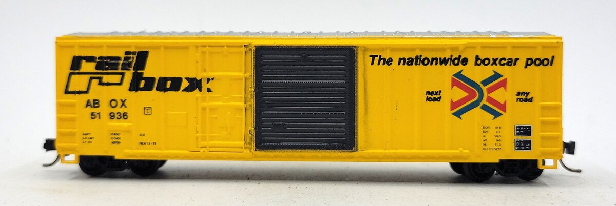 Roundhouse 8231 N Scale Railbox 50' Box Car #51936 EX/Box