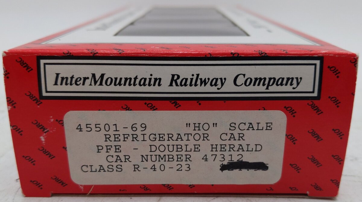 InterMountain 45501-69 Pacific Fruit Express Refrigerator Car #47312 EX/Box