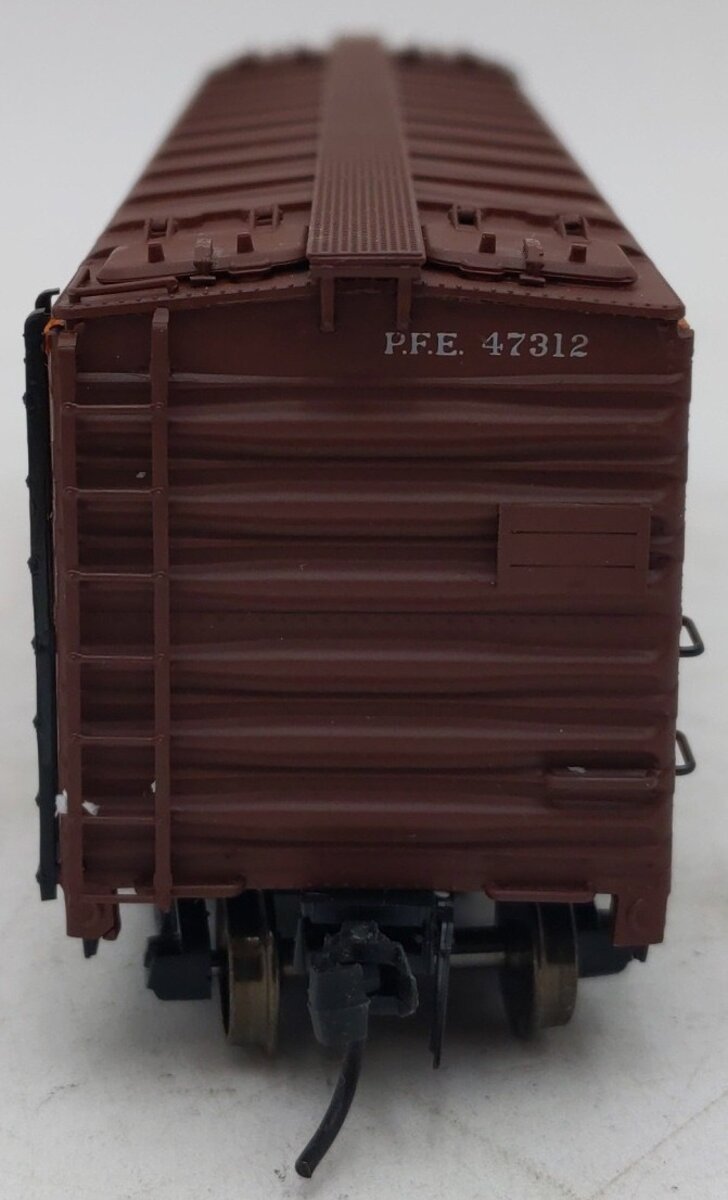 InterMountain 45501-69 Pacific Fruit Express Refrigerator Car #47312 EX/Box