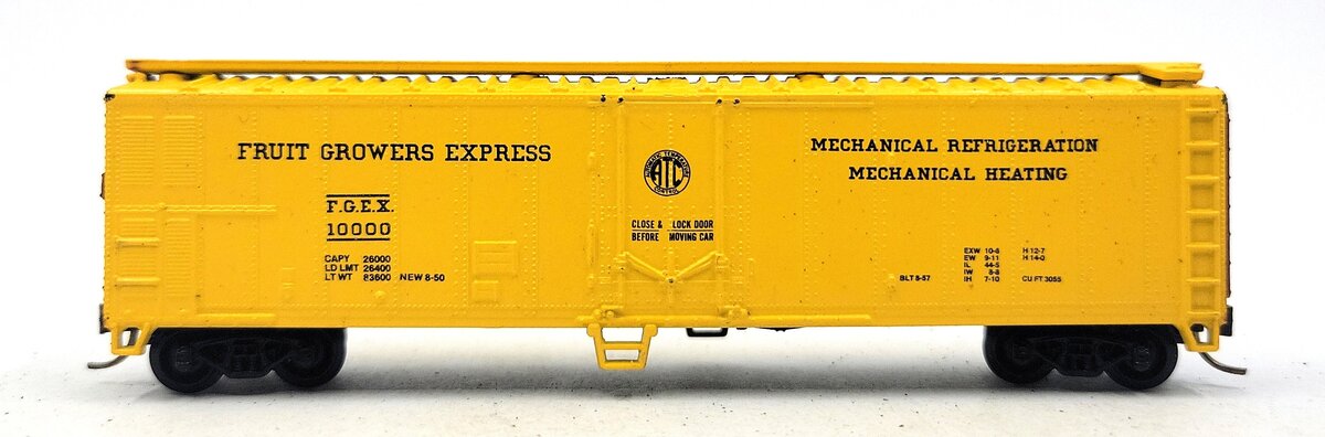 Atlas 3671 N Scale Fruit Growers Express 50' Mechanical Reefer #10000 LN/Box