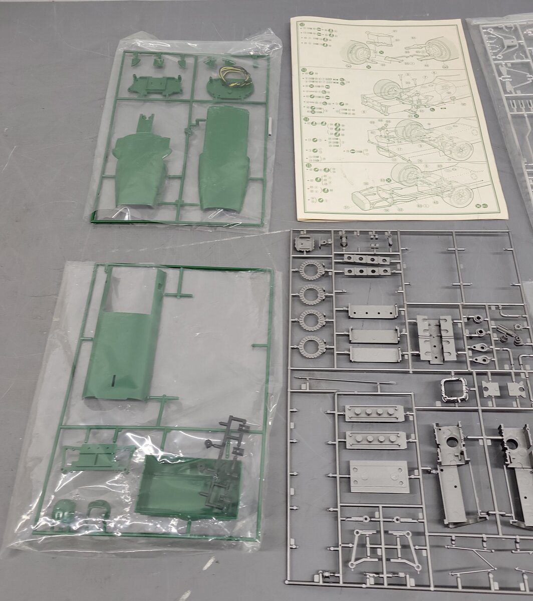 Imai 3203 1:12 Lotus 49 Ford F-1 Kit EX/Box