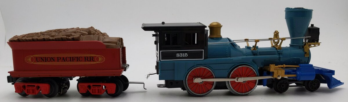 Lionel 6-18723 O Union Pacific 4-4-0 General Steam Locomotive & Tender #213
