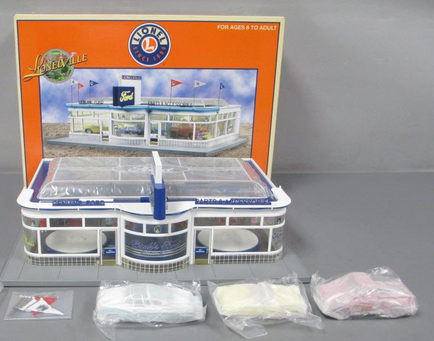 Lionel 6-24113 O Gauge Hank's Lionelville Ford Auto Dealership EX/Box