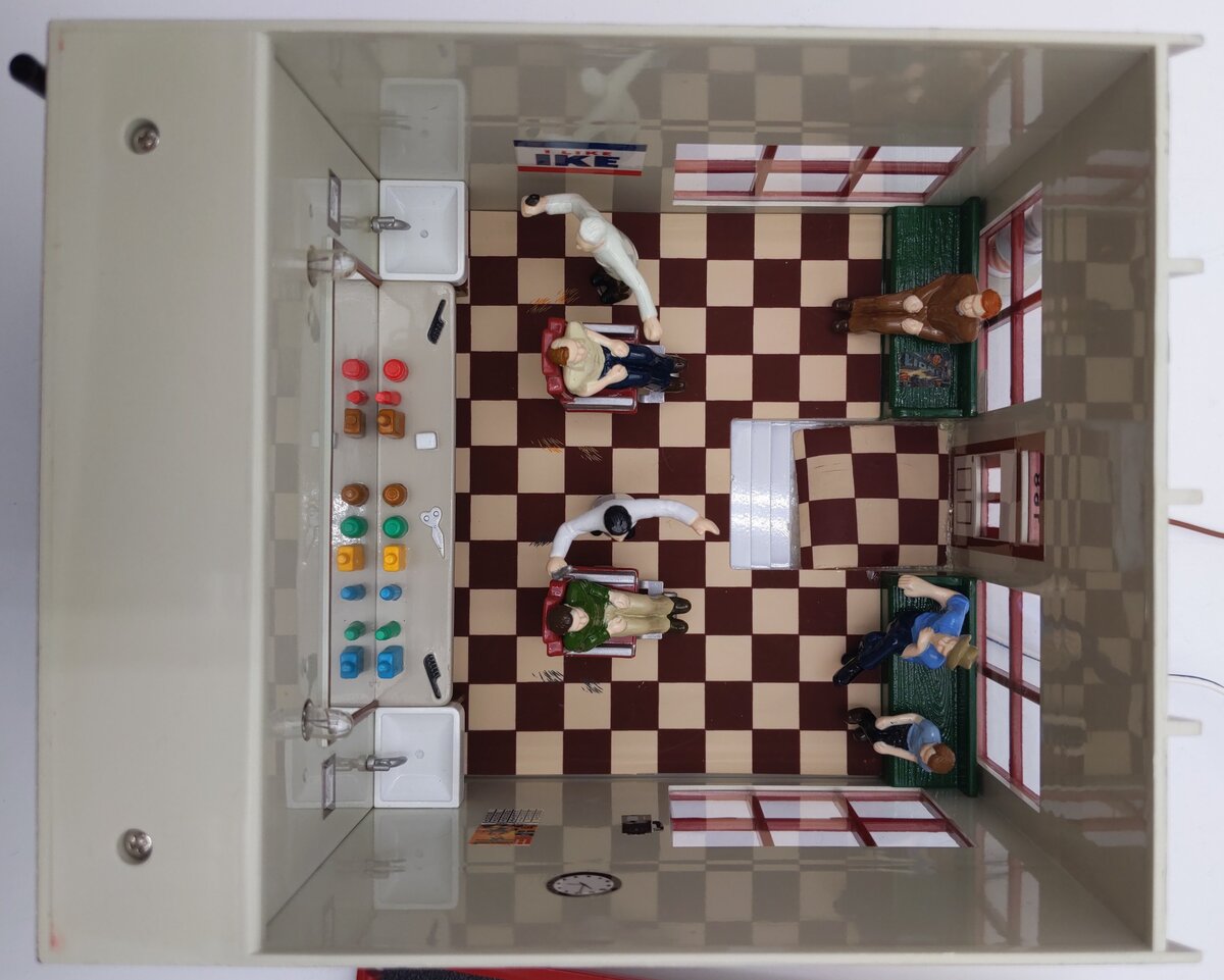 Lionel 6-14168 O Harry's Operating Barber Shop LN/Box