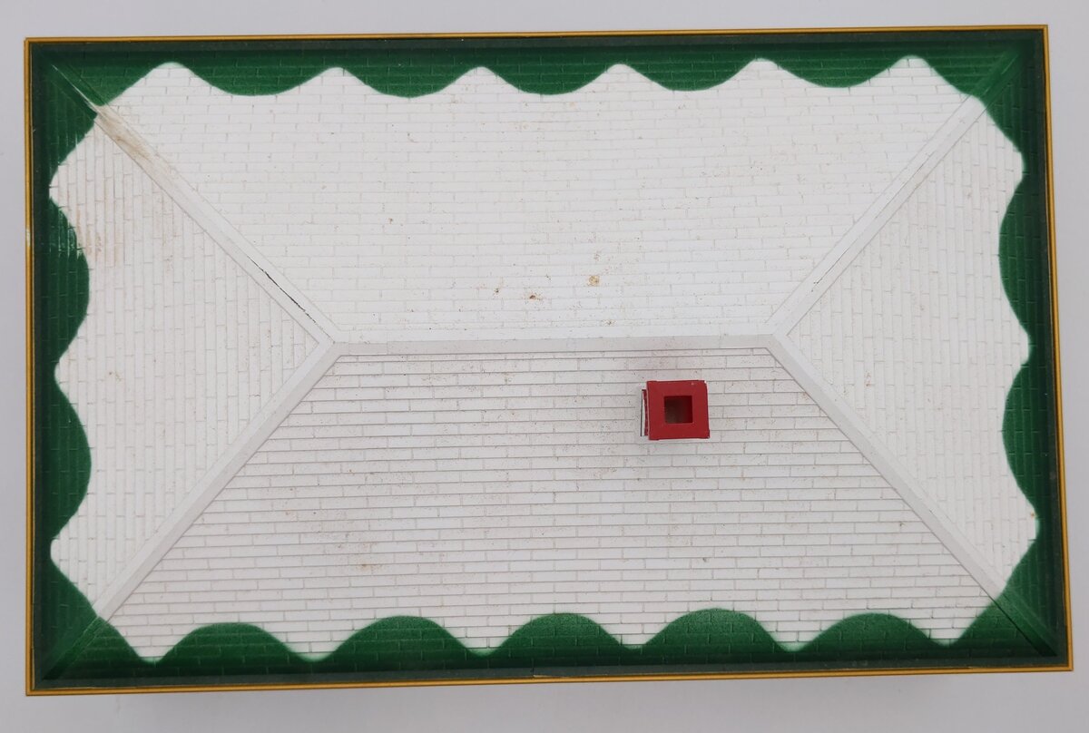 Lionel 6-14258 O Gauge Custom Decorated North Pole Passenger Station EX