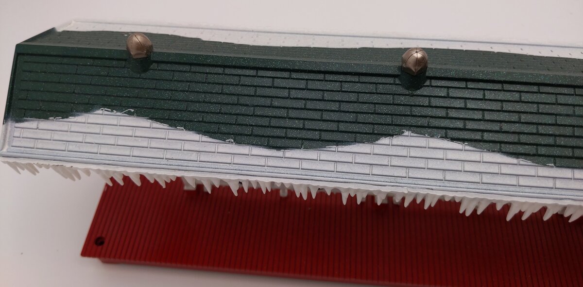 Lionel 6-2256 O Station Platform CUSTOM Christmas Paint & Light