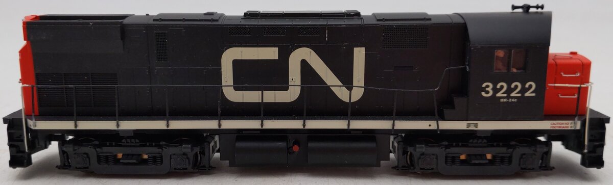 Atlas 10001339 HO Scale Canadian National C424 Diesel Locomotive #3222 VG