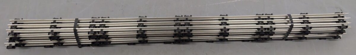 Lionel 6-65523 O Gauge 40" Straight Track Sections (9) EX