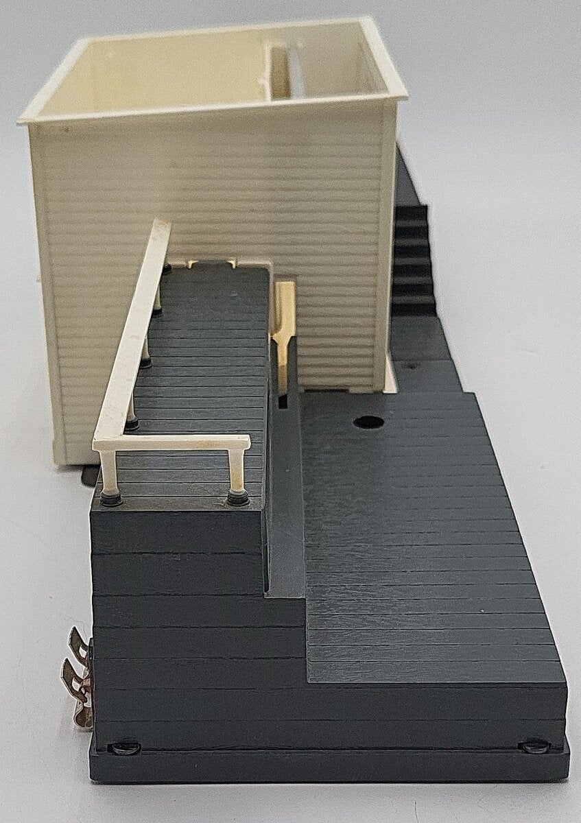 Lionel 6-2301 O Gauge Operating Sawmill EX
