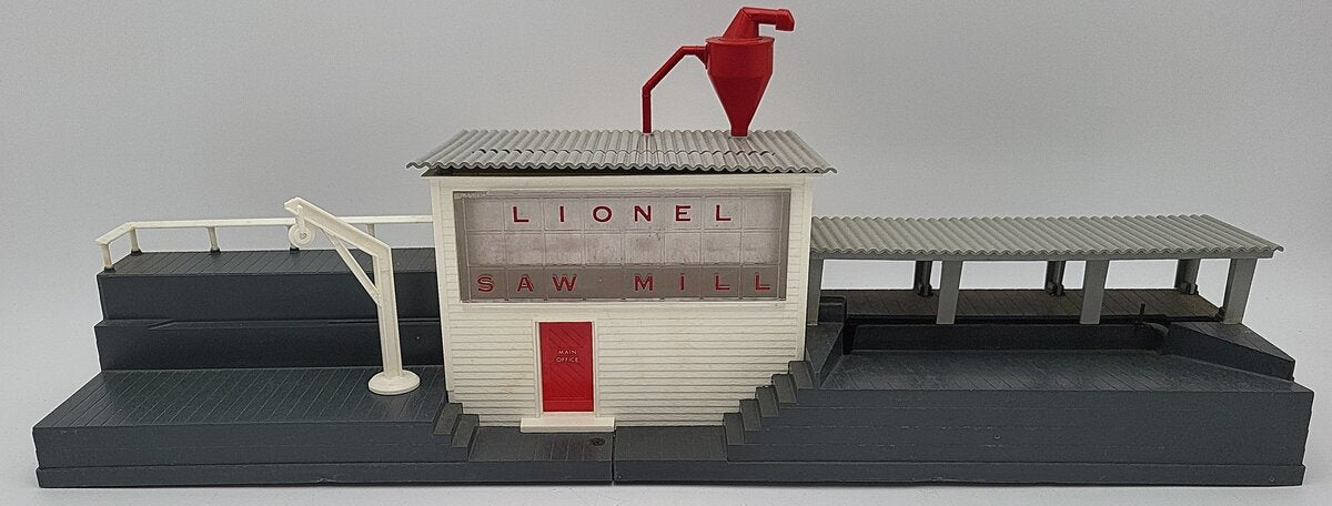Lionel 6-2301 O Gauge Operating Sawmill EX