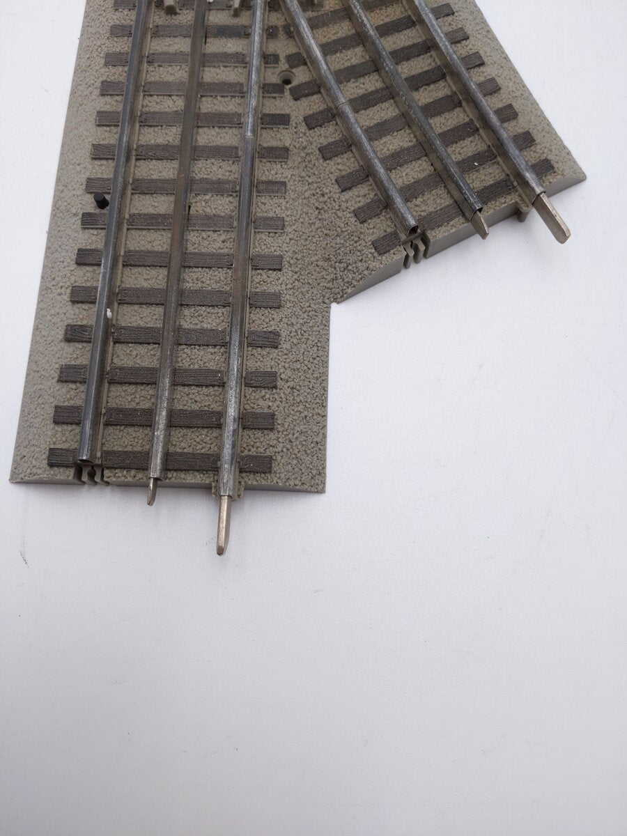 Lionel 6-81949 O Gauge O48 FasTrack Remote Left Hand Switch Turnout VG