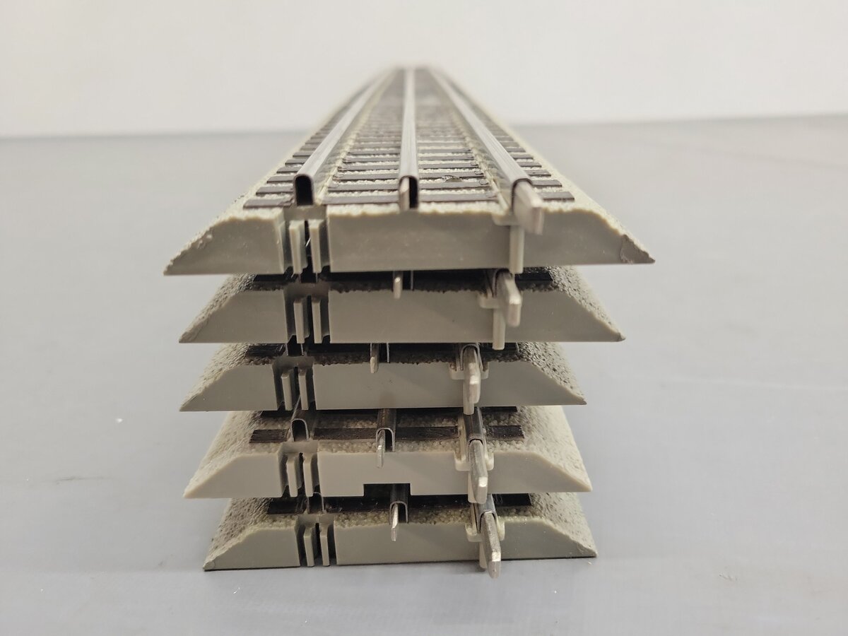 Lionel 6-12042 O FasTrack 30" Straight Section (5) EX